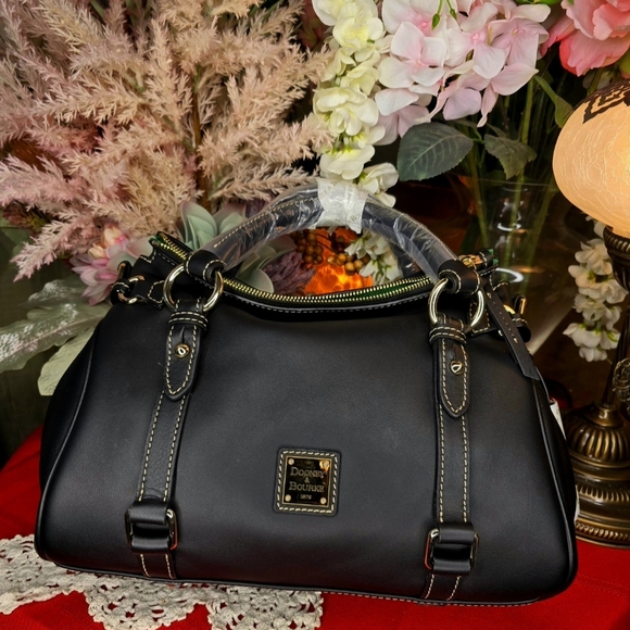 Dooney & Bourke Handbags - NWT Dooney & Bourke Black Leather Satchel